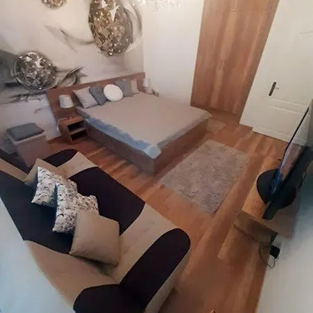 Gila Mari Gold Apartman