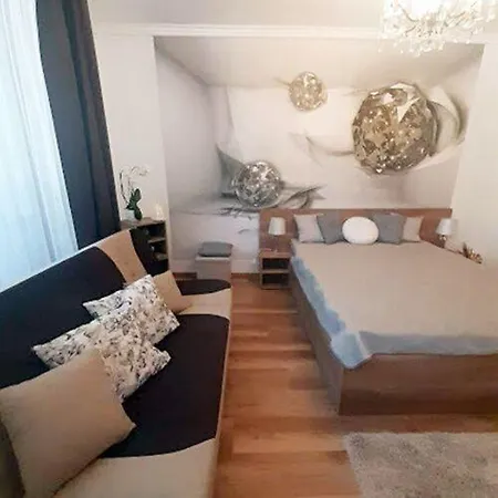 아파트 Gila Mari Gold Apartman