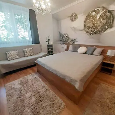 Gila Mari Gold Apartman *